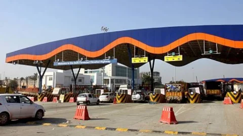 देशभर में  टोल टैक्स का रेट बढ़ा,Maithon Toll Plaza पर भी बढ़ा हुआ रेट लागू 