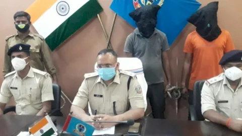 धनबाद:अवैध संबंध में हुई थी आरके ट्रांसपोर्ट के स्टा्फ मोहित श्रीवास्तव की मर्डर, दो अरेस्ट, स्विफ्ट डिजायर जब्त