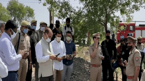उत्तर प्रदेश: बिजनौर में पटाखा फैक्ट्री में विस्फोट,पांच की मौत, चार की हालत गंभीर,एक अरेस्ट