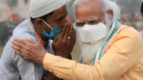 पश्चिम बंगाल: पीएम नरेंद्र मोदी के साथ वायरल फोटो में दिख रहे जुल्फिकार अली बोले- जय श्रीराम कहना गुनाह है क्या?  