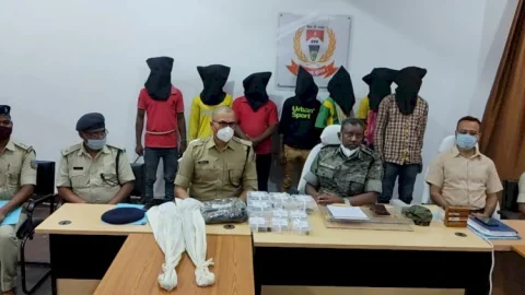 लातेहार: PLFI के सात उग्रवादी गिरफ्तार, बड़ी घटना को अंजाम देने की थी तैयारी