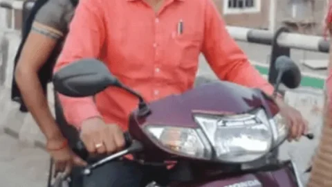 बिहार: मुजफ्फरपुर में बाईकर्स क्रिमिनलों से भिड़ गई कारोबारी की वाइफ, पिस्टल छीन ली, पिस्टल छोड़कर भागे बदमाश