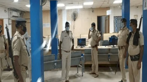 बिहार: समस्तीपुर के ताजपुर में स्टेट बैंक से सात लाख 89 हजार रुपये की लूट