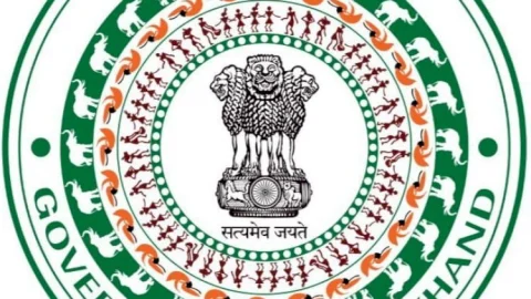 झारखंड में पहली बार एक साथ दो जिलों के पुलिस कप्तानों पर गिरी गाज, कानून-व्यवस्था पर CM हेमंत का बड़ा एक्शन