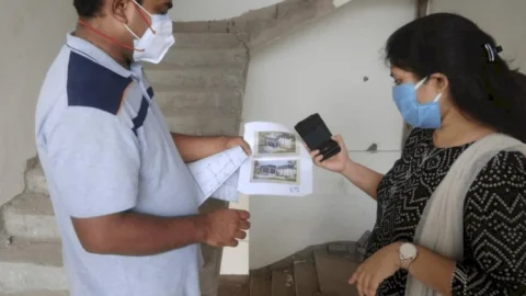 धनबाद डीपीआरओ ने किया निर्माणाधीन प्रेस क्लब भवन का निरीक्षण