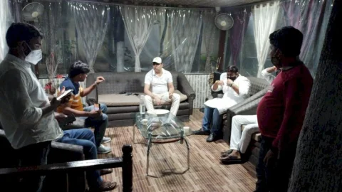 धनबाद: युवक कांग्रेस के जिला अध्यक्ष व कार्यकारी अध्यक्ष ने की रणविजय सिंह से मुलाकात