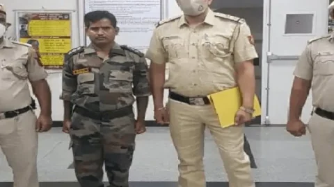 नई दिल्ली: महिलाओं को इंप्रेस करने के लिए खुद को आर्मी ऑफिसर बताता था सिक्योरिटी गार्ड, FIR, अरेस्ट, जेल गया