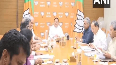 नई दिल्ली: 2022 में पांच स्टेट के विधानसभा चुनाव पर बीजेपी लीडरशीप ने किया मंथन, गवर्नमेंट और संगठन के बीच कोआर्डिनेशन पर जोर