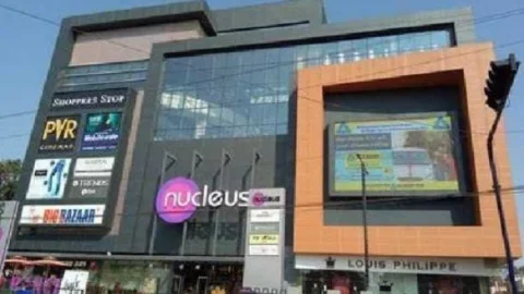 रांची:शाकंभरी बिल्डर के संचालक पवन बजाज व उनके सहयोगियों के ठिकानों पर इनकम टैक्स रेड