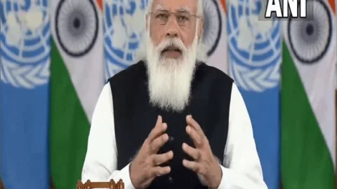 समुद्री सुरक्षा की चुनौतियों से निपटने के लिए बढ़ाएं सहयोग: PM नरेंद्र मोदी