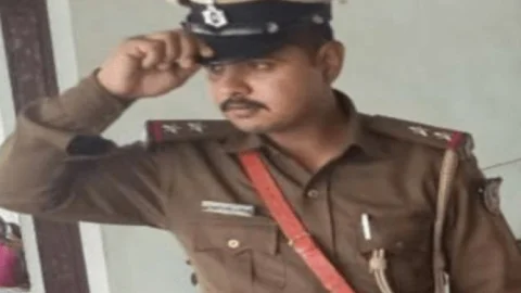 जमशेदपुर: रेप का आरोपित सब इंस्पेक्टर रवि रंजन कुमार 37 दिनों से फरार, पुलिस की कार्यशैली पर सवाल