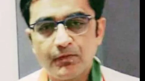 कांग्रेस प्रवक्ता डॉ अजय कुमार की मांग, RSS की हाफ पैंट पर भी लगे बैन