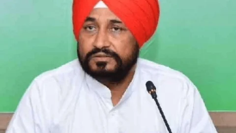 पंजाब:  चरणजीत सिंह चन्‍नी होंगे  नये सीएम, हरीश रावत ने ट्वीट कर दी जानकारी