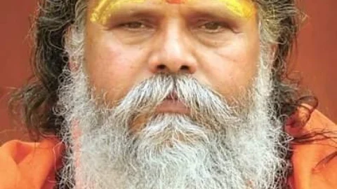 उत्तर प्रदेश: महंत नरेन्द्र गिरि की संदिग्ध मौत के मामले में CBI ने दर्ज किया FIR, छह मेंबर की टीम करेगी जांच