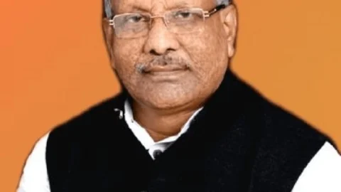 बिहार: डिप्टी सीएम तारकिशोर ने दी सफाई, बोले-मेरे परिवार की पूजा को नियमों के मुताबिक मिले चार काम