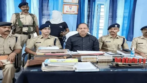 पलामू: गैंगस्टर कुणाल सिंह मर्डर केस का खुलासा, क्रिमिनल शक्ति सिंह अरेस्ट, लाइसेंसी आर्म्स भी जब्त