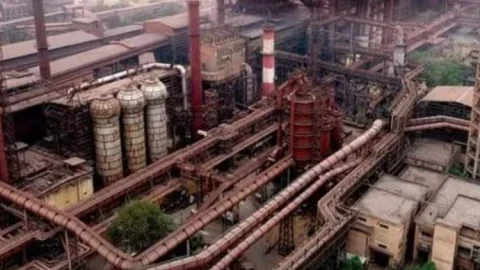 बोकारो: सियालजोरी वेदांता इलेक्ट्रोस्टील में बड़ा हादसा,  तीन मजदूरों की मौत