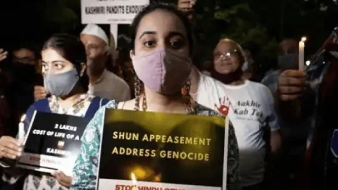 कश्मीर में 1990 जैसे हालात बनाने की साजिश!, आतंकी हमलों के बाद कई परिवारों ने छोड़ी घाटी