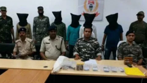 लातेहार: जेजेएमपी के पांच उग्रवादी अरेस्ट, दो आर्म्स और गोली बरामद