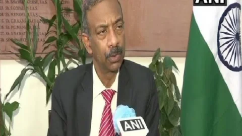 नई दिल्ली: रिटायर्ड IAS अफसर अमित खरे बने PM नरेंद्र मोदी के सलाहकार, चारा घोटाला को किया था उजागर 