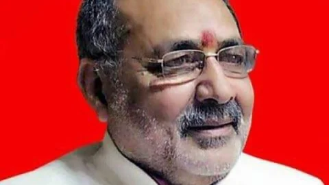 भारत पाकिस्तान के बीच क्रिकेट मैच पर एक बार पुनर्विचार करने की जरूरत: गिरिराज सिंह 