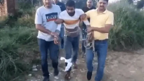 ग्रेटर नोएडा में  शादी के लिए दबाव बनाने पर  ट्रांसपोर्टर की बेटी की मर्डर, पुलिस से एनकाउंटर,आरोपी अरेस्ट