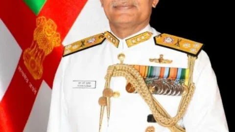 नई दिल्ली: वाइस एडमिरल आर हरि कुमार होंगे नए नौसेना चीफ, 30 नवंबर को संभालेंगे कमान