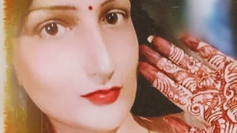 गोरखपुर: रेलवे इंजीनियर ने  वाइफ को दिया डाइवोर्स, सर्जरी करा सोनिया बनी, अब मनपसंद लड़के संग करेगी  शादी