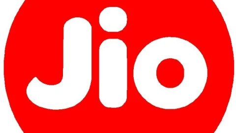 Reliance Jio के टैरिफ प्लान हुए महंगे, एक दिसंबर से लागू होंगी नई प्राइस 