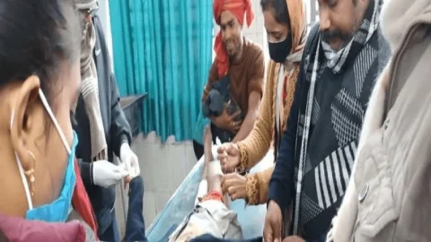 शिवहर: जिप अध्यक्ष के विजय जुलूस में फायरिंग, गोली लगने से महिला व बच्चा जख्मी