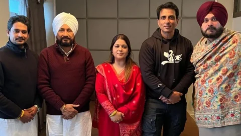 पंजाब: एक्टर सोनू  सूद की बहन मालविका कांग्रेस में शामिल, चन्नी और सिद्धू ने माला पहनाकर किया स्वागत