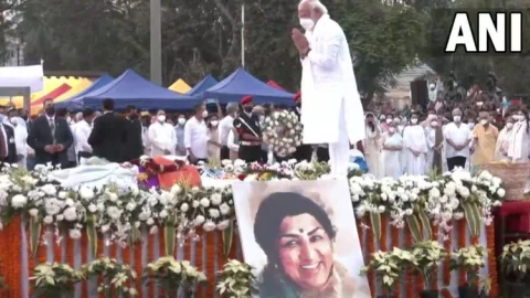 पंचतत्व में विलीन हुईं सुर कोकिला लता मंगेशकर, देश ने नम आंखों से दी विदाई