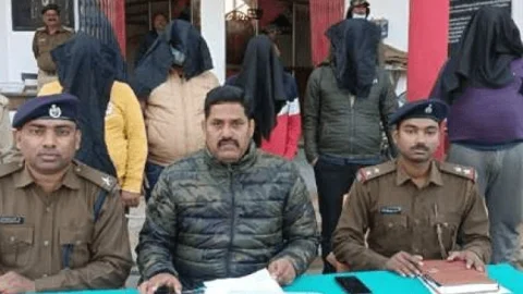 चतरा: रेलवे का फर्जी नियुक्ति पत्र देकर ठगी करने वाले इंटर स्टेट गैंग का खुलासा, पांच अरेस्ट