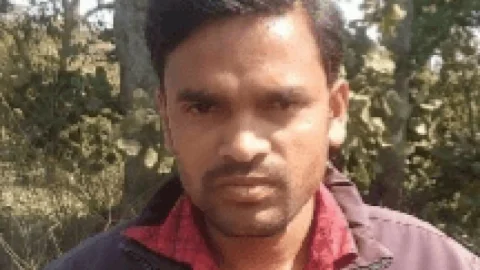 चतरा:  पीएम आवास योजना के लिए तीन हजार रुपये घूस लेते स्वयंसेवक को एसीबी ने किया अरेस्ट