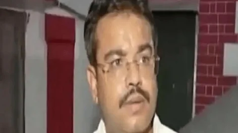 उत्तर प्रदेश: लखीमपुर हिंसा का आरोपी सेंट्रल मिनिस्टर का बेटा आशीष मिश्रा 128 दिनों बाद जेल से निकला