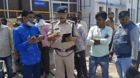 बिहार: गोपालगंज में ब्लास्ट, पिता की मौत, पुत्र जख्मी