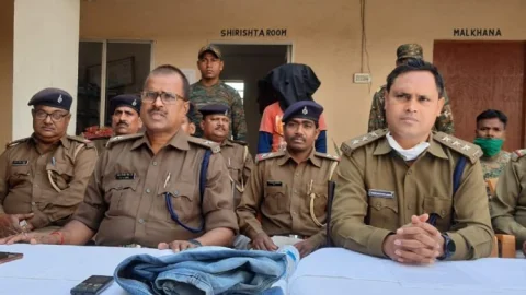 दुमका: शिकारीपाड़ा में प्रेमी ने किया था महिला का मर्डर,पुलिस ने किया अरेस्ट 