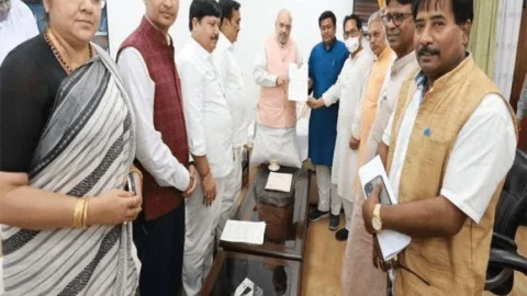 पश्चिम बंगाल बीरभूम हिंसा को लेकर एक्शन में होम मिनस्टरी, स्टेट गवर्नमेंट से मांगी रिपोर्ट