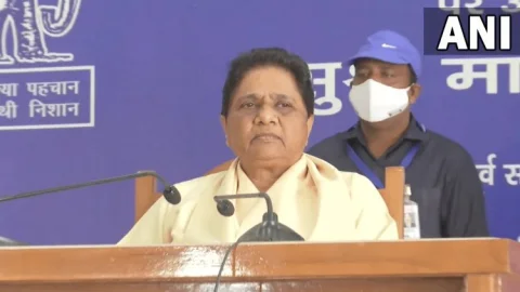 उत्तर प्रदेश: चुनाव में करारी हार पर मयावती का एक्शन, BSP की सभी कमेटियां भंग  