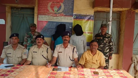 दुमका: हंसडीहा में देसी कट्टा के साथ दो क्रिमिनल अरेस्ट,जेल, लूटपाट की योजना विफल