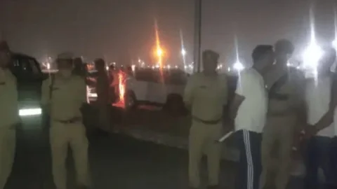 उत्तर प्रदेश:  गाजियाबाद में डबल मर्डरः वेब सिटी के गेट के पास दो युवकों को गोलियों से भूना