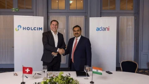 अडानी ग्रुप ने अंबुजा और ACC सीमेंट को किया टेकओवर, दोनों कंपनी का मालिकाना हक अडानी ग्रुप के पास होगा
