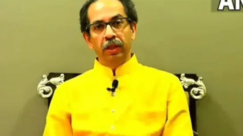 अब शिवसेना के संसदीय दल में भी होगी विभाजन, भावना गवली को चीफ व्हिप के पद से हटाया