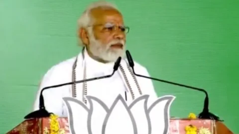 झारखंड: देवघर में बम-बम हुए PM नरेंद्र मोदी, कांग्रेस व विपक्ष पर बोला हमला, छोड़ दीजिए शार्टकट
