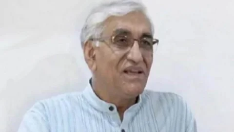 छत्तीसगढ़: मिनिस्टर TS सिंहदेव ने पंचायत व ग्रामीण विकास विभाग से दिया इस्तीफा, राजनीति में सियासी भूचाल 
