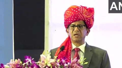 राजनीतिक विरोध का शत्रुता में बदलना स्वस्थ लोकतंत्र का संकेत नहीं: जस्टिस एनवी रमना