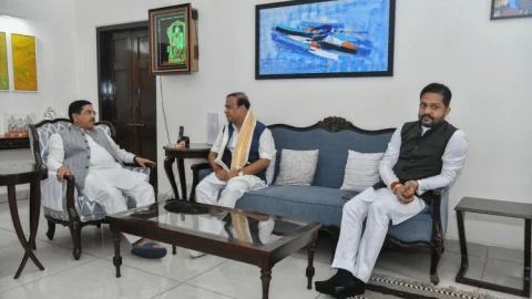 झारखंड: बेरमो MLA अनूप सिंह ने इंटक मामले में की असम CM व कोल मिनिस्टर से मुलाकात, विरोधियों ने खोला मोरचा