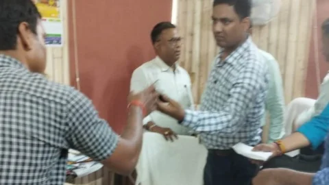 बिहार: पुलिस भवन निर्माण निगम के एक्सक्यूटिव इंजीनियर 50 हजार घूस के साथ अरेस्ट