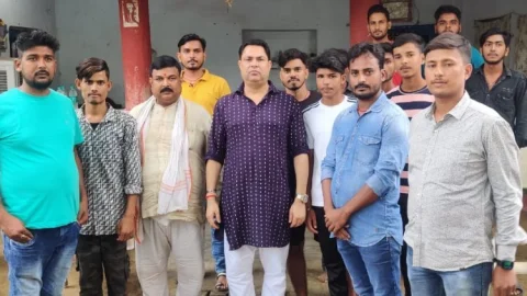 बिहार में महागठबंधन की सरकार बनने पर औरंगाबाद में हुआ  रणविजय सिंह का स्वागत
