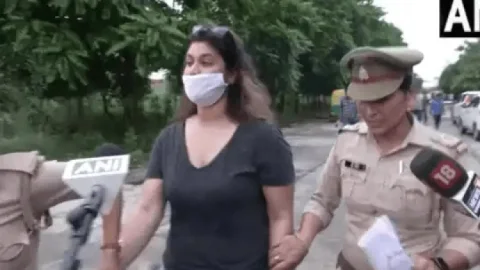 नोएडा: जेपी विश टाउन सोसाइटी में सिक्योरिटी गार्ड्स के साथ गाली-गलौज करने वाली महिला गयी जेल
